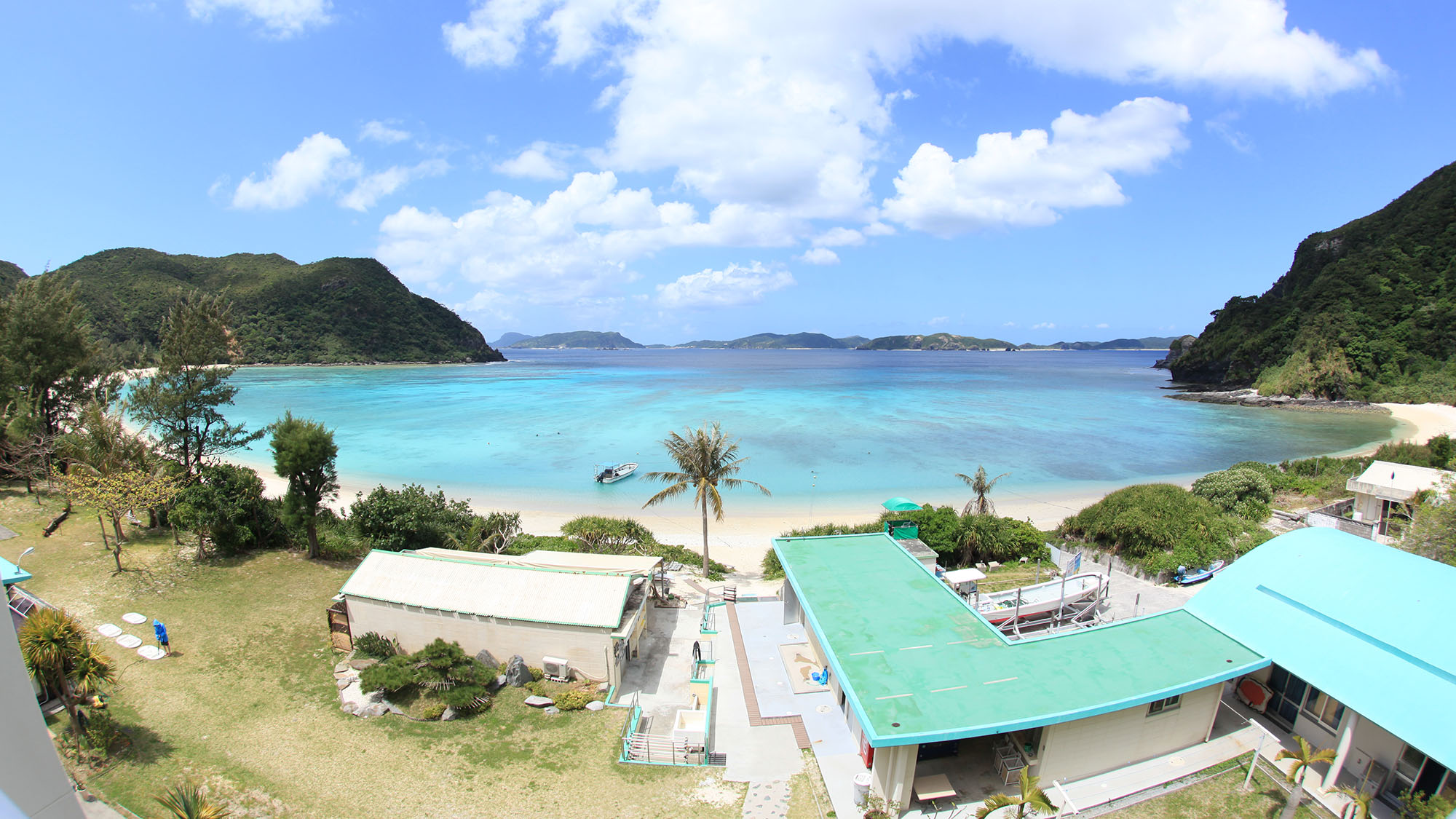 とかしくマリンビレッジ <渡嘉敷島>