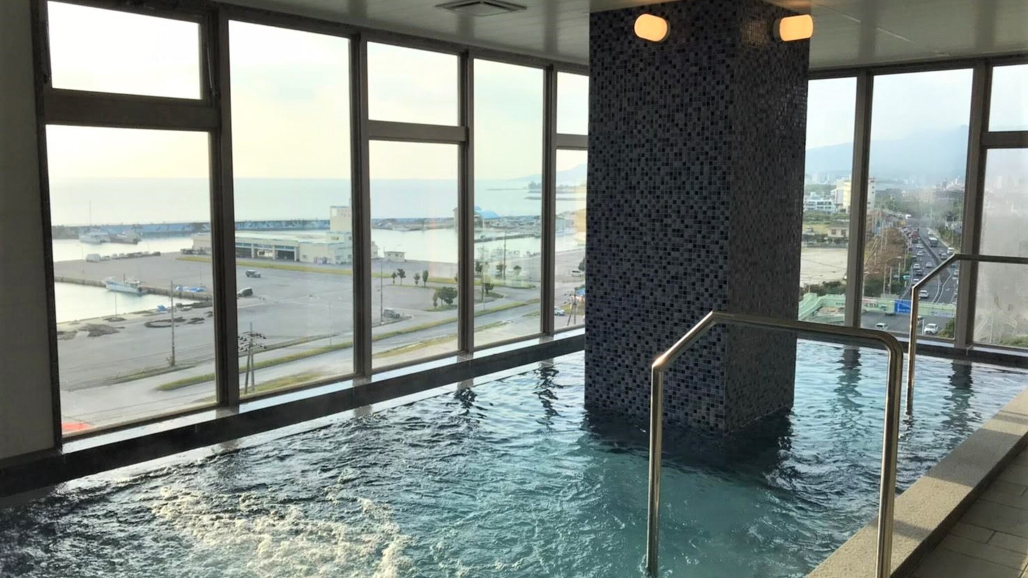 グリーンリッチホテル沖縄名護 人工温泉・二股湯の華